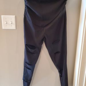 Torrid maternity leggings with fishnet Size 1